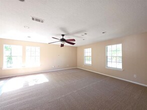 9 Ridgeline Ct in Spring, TX - Building Photo - Building Photo