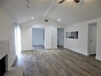 11915 Garden Terrace Dr in Dallas, TX - Building Photo - Building Photo