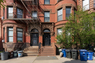 821A Union St in Brooklyn, NY - Building Photo - Building Photo