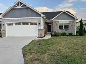 447 Humphrey Ln in Marysville, OH - Building Photo