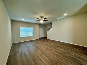3079 S Saline Aly in Fayetteville, AR - Building Photo - Building Photo