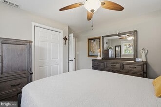 7137 Murray Ln in Annandale, VA - Building Photo - Building Photo