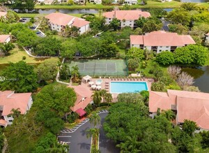 10141 W Sunrise Blvd, Unit CARLOS in Plantation, FL - Building Photo - Building Photo
