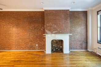 348 E 89th St in New York, NY - Building Photo - Building Photo