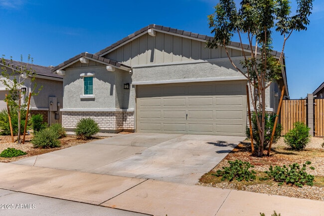 17344 W Country Club Terrace in Surprise, AZ - Building Photo - Building Photo