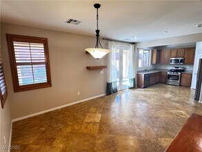 5361 Candlespice Way in Las Vegas, NV - Building Photo - Building Photo