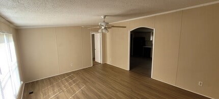 724 Creek Ridge Rd in Greensboro, NC - Building Photo - Building Photo