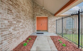 15823 Ruppstock Dr in Missouri City, TX - Building Photo - Building Photo