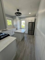 291 Potter Ave in Staten Island, NY - Building Photo