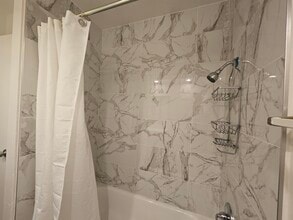 23220 Pryor Pl in Harbor City, CA - Foto de edificio - Building Photo