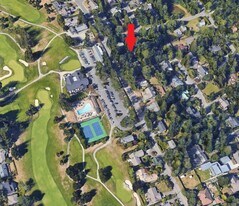 840 Cherry Ave NE in Bainbridge Island, WA - Building Photo