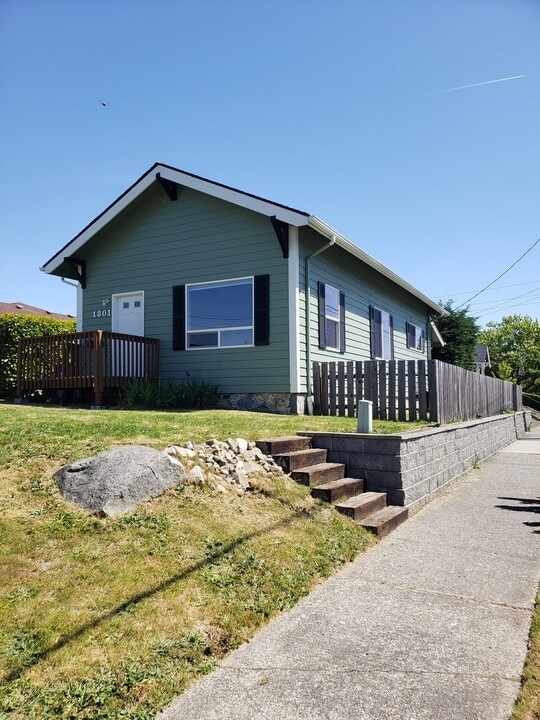 1301 N Madison St in Tacoma, WA - Building Photo