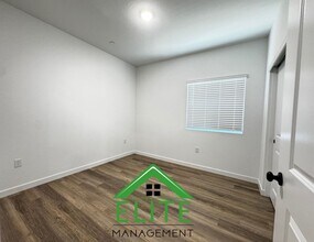 4242 Aura Way in Rancho Cordova, CA - Building Photo - Building Photo