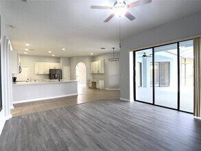 448 Coventry Rd in Davenport, FL - Building Photo - Building Photo