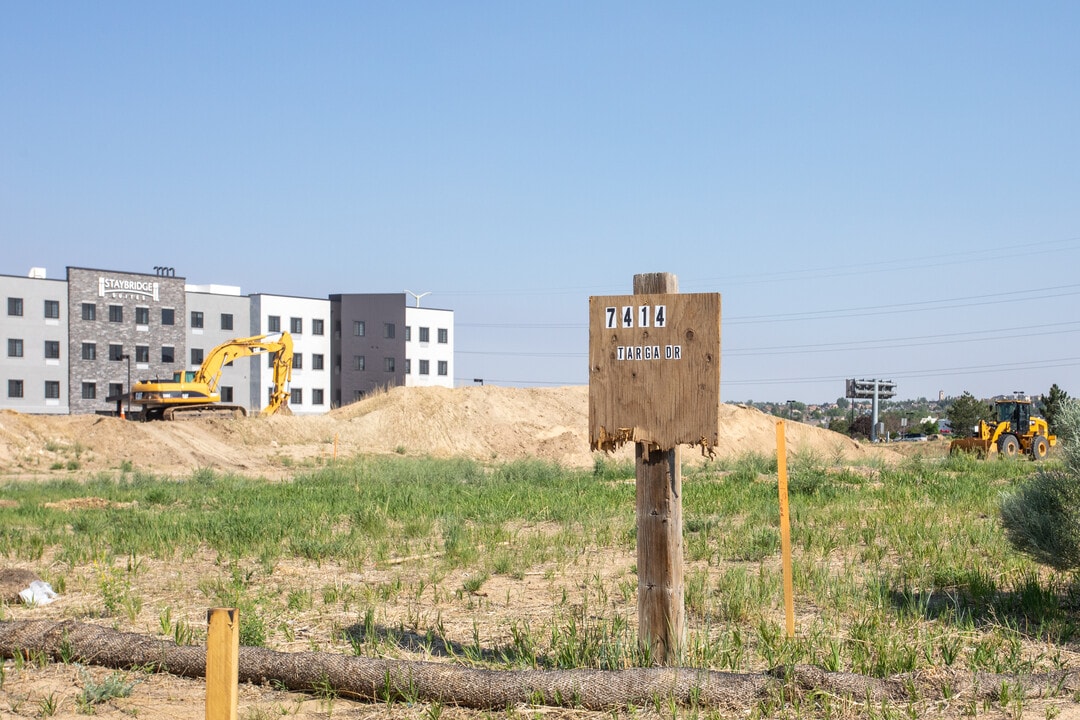 Woodman Ridge in Colorado Springs, CO - Building Photo