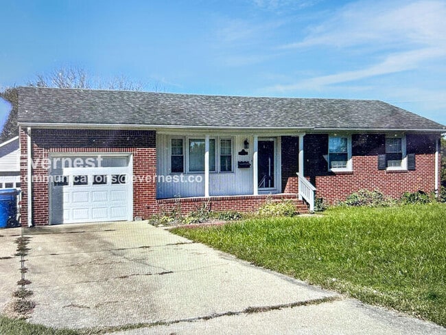 property at 809 Raymond Ct