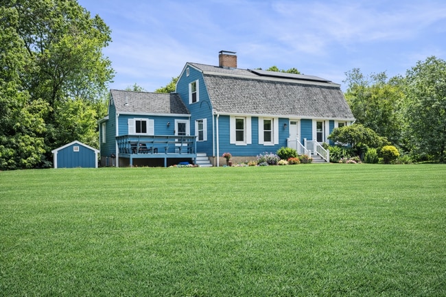 16 Miller Rd, Unit A in Beverly, MA - Building Photo - Building Photo