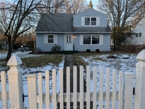 703 Avondale St in Kent, OH - Building Photo - Building Photo