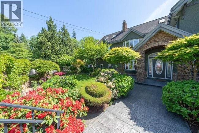 property at 720 Shaw Ave