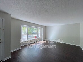 3002 Appling Way in Durham, NC - Building Photo - Building Photo