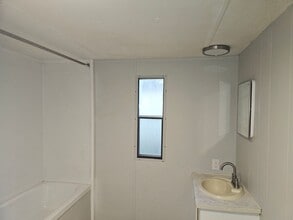 1782 Church Ave in Harrah, OK - Building Photo - Building Photo