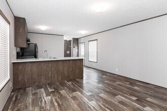 Cardinal Mobile Home Park in Louisville, KY - Building Photo - Building Photo