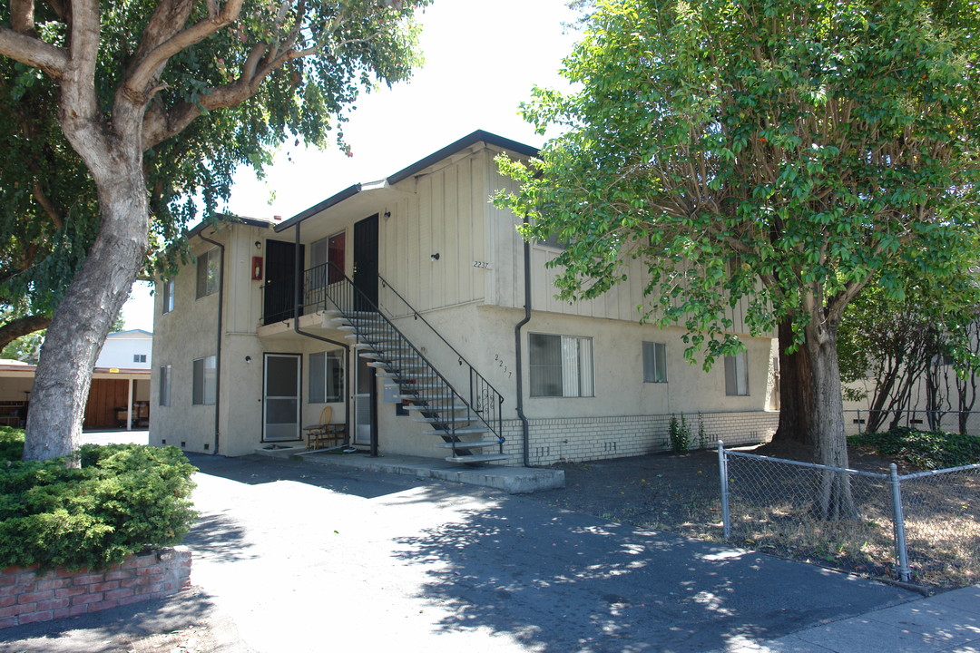 2237 Los Padres Blvd in Santa Clara, CA - Building Photo