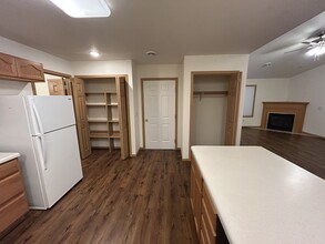 4810 Southridge Ct, Unit 1 in Eau Claire, WI - Building Photo - Building Photo