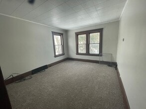 800 E 157th St in Cleveland, OH - Building Photo - Building Photo