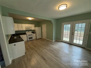 1204 Allen St in Charlotte, NC - Building Photo - Building Photo