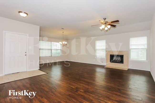 1210 Jewel Ln in Lancaster, TX - Building Photo - Building Photo
