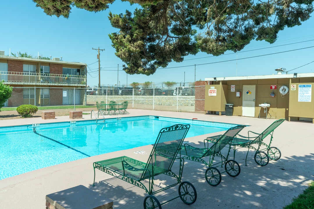 Cielo Vista Apartments in El Paso, TX - Building Photo