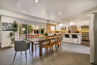 1133 3rd Ave in Los Angeles, CA - Foto de edificio - Building Photo