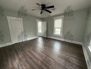 160 1/2-160 1/2 Lake St in Lancaster, OH - Building Photo - Building Photo