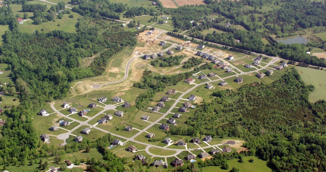 Summit Parks by Fischer Homes in La Grange, KY - Building Photo