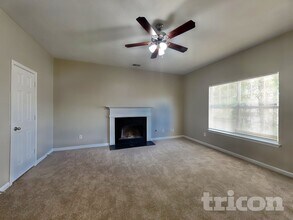5606 Wellborn Creek Dr in Lithonia, GA - Building Photo - Building Photo