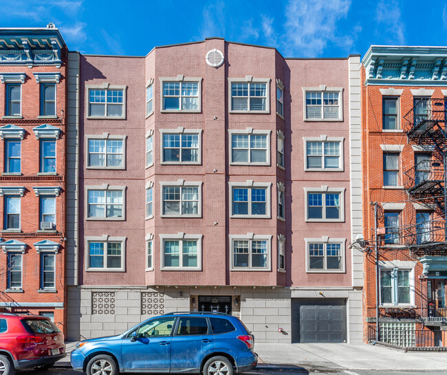 220 Jefferson St in Hoboken, NJ - Building Photo - Building Photo