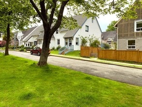 5513 Cabot Pl in Halifax, NS - Building Photo - Building Photo