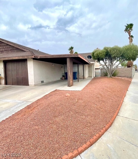 7135 Kenwood St in Las Vegas, NV - Building Photo