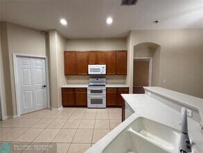 1270 SW Aragon Ave in Port St. Lucie, FL - Building Photo - Building Photo