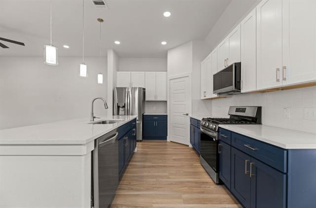 property at 2213 Sheridan St