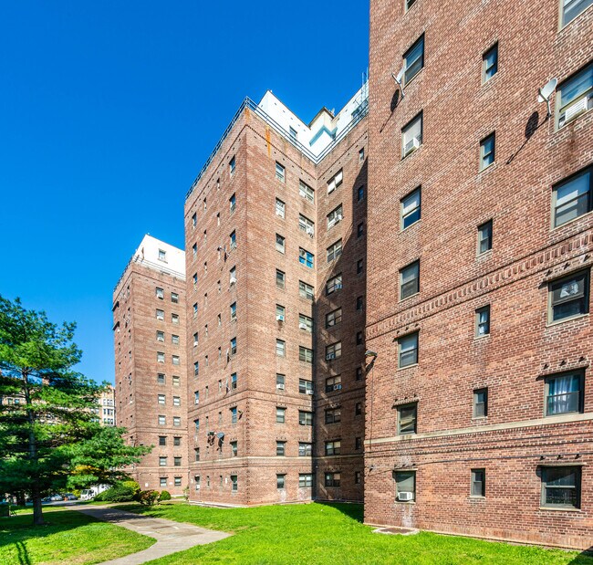 SECURITY DEPOSIT ONLY $500.00!! in East Orange, NJ - Building Photo - Building Photo