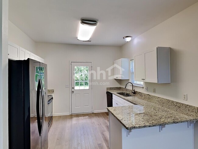 1127 Benton Mason Dr in La Vergne, TN - Building Photo - Building Photo