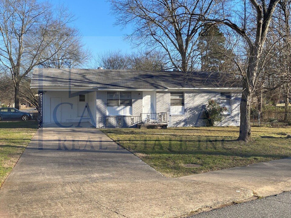 7818 Pinto Trail in Sherwood, AR - Building Photo