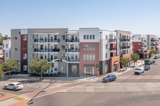 Main Street Plaza in Roseville, CA - Building Photo - Building Photo