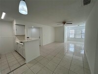 2866 S University Dr, Unit 5107 in Davie, FL - Foto de edificio - Building Photo