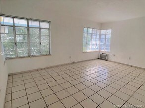 1132 Pennsylvania Ave-Unit -1 in Miami Beach, FL - Building Photo - Building Photo