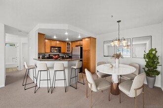 12560 Carmel Creek Rd in San Diego, CA - Building Photo - Building Photo