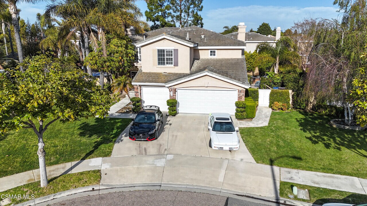 2310 Crown Point Ct in Oxnard, CA - Building Photo
