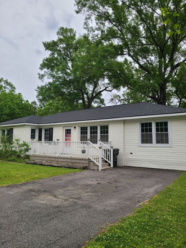 224 Blossom St in Goose Creek, SC - Building Photo - Building Photo